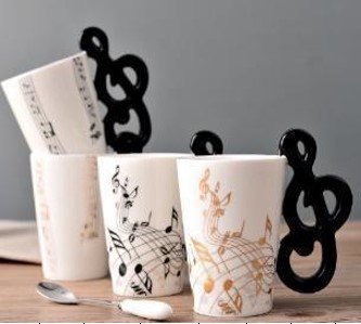 Κεραμική Κούπα με θέμα τη Μουσική, με λαβή στο σχήμα κλειδί του Σολ, σε 2 χρώματα